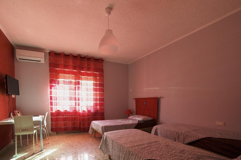 Villa Elena Montesilvano Phòng bức ảnh